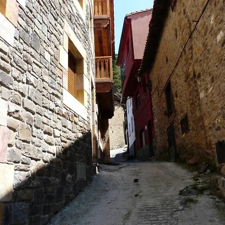 Casa Miguel Frama